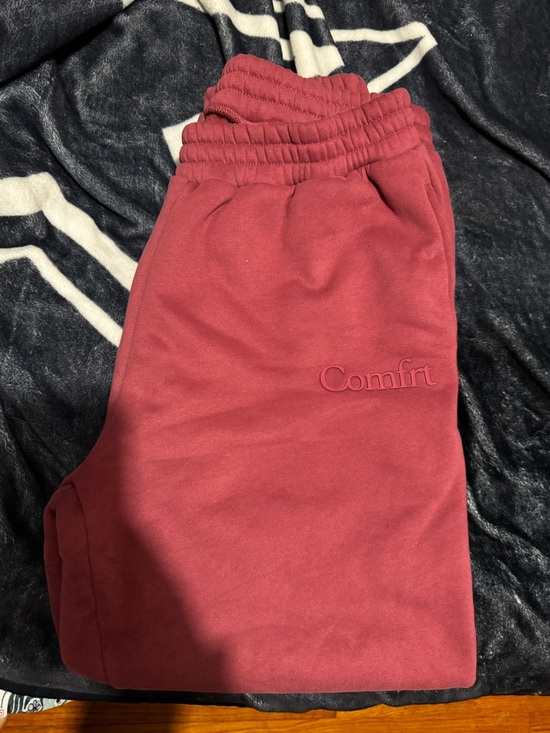 Comfrt Pants - BRAND NEW NEVER WORN COMFRT MINIMALIST SWEATS - BERRY 🍓